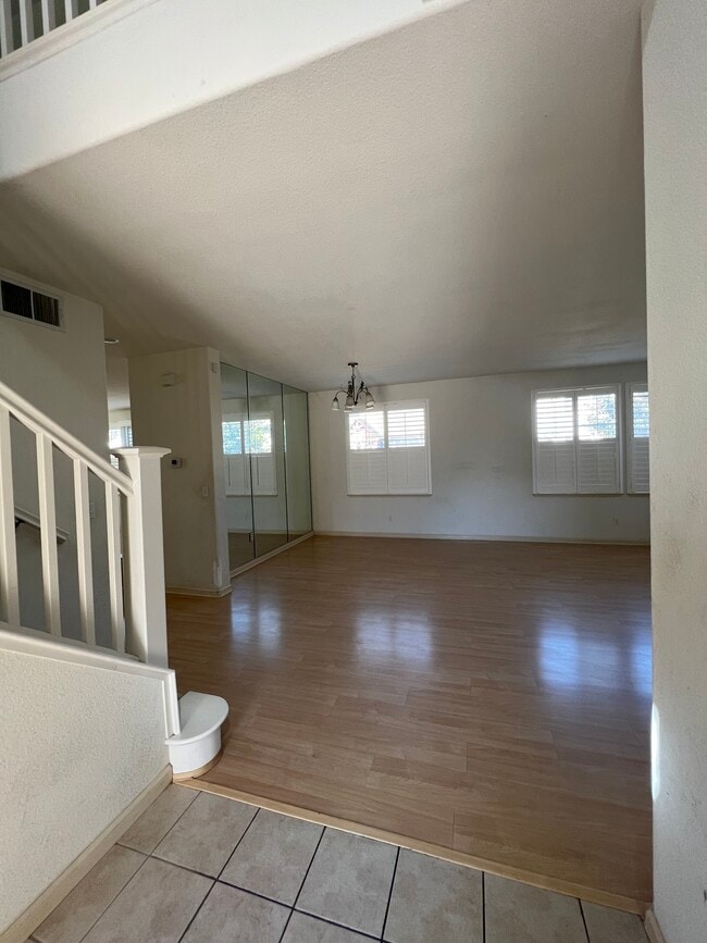 Building Photo - 2636 Carson Way