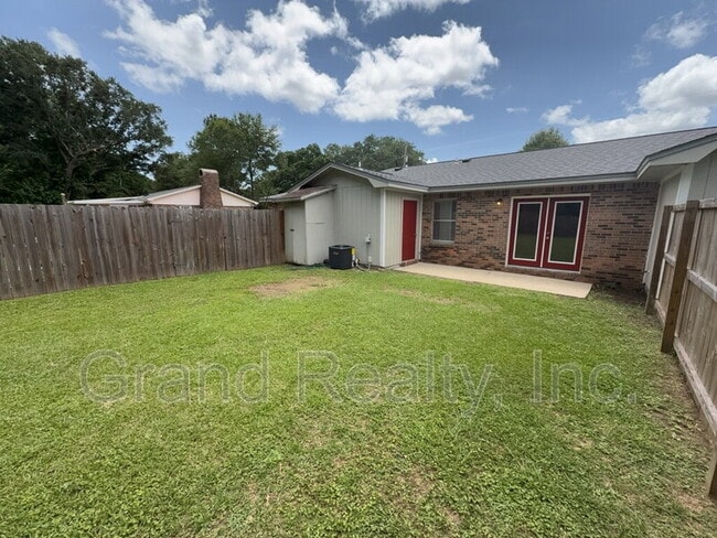 Building Photo - 4146 Charles Cir