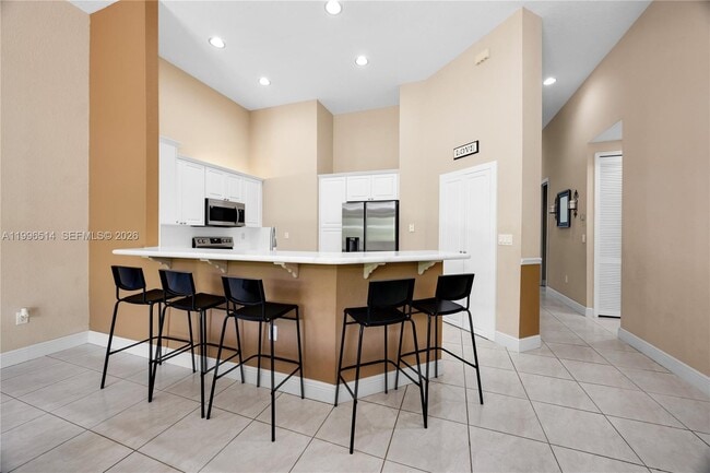 Building Photo - 16000 SW 91st Ct