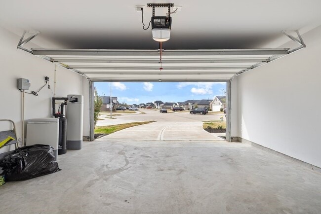 Building Photo - 4903 Pne Hvn Ln