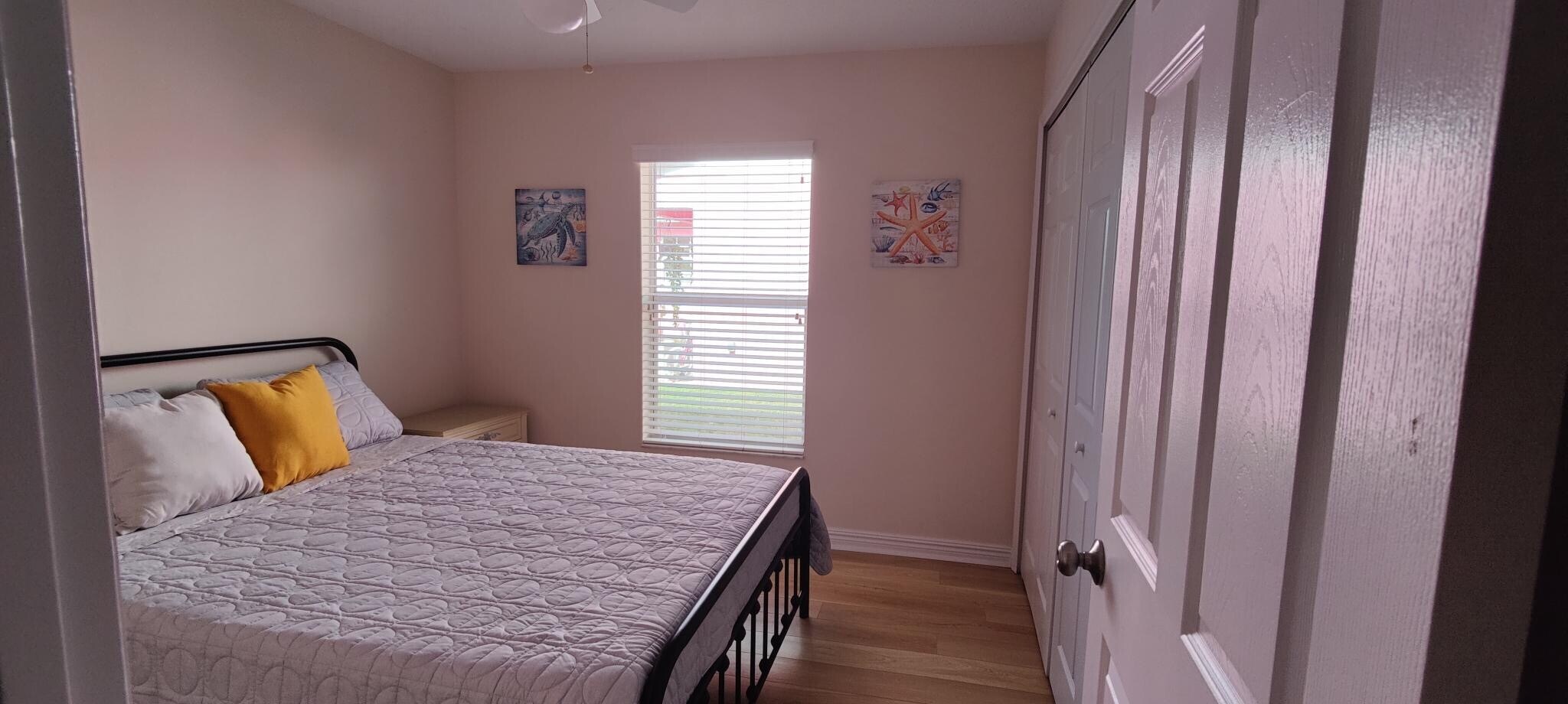 Building Photo - 5795 SE Mitzi Ln