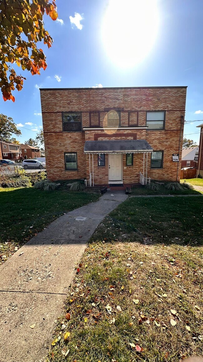 Daytona 3411 Daytona Ave Cincinnati OH 45211 Apartment Finder