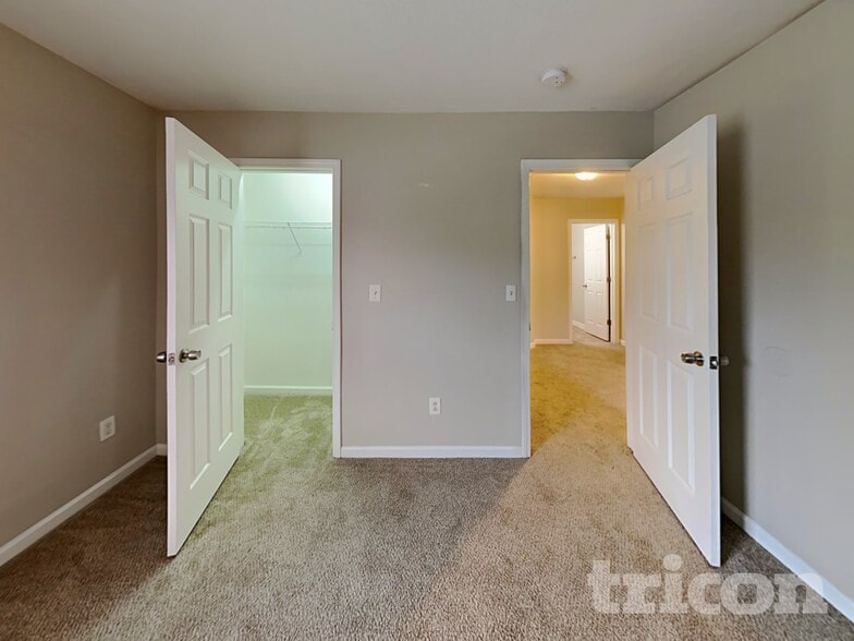Building Photo - 1810 Long Paw Ln