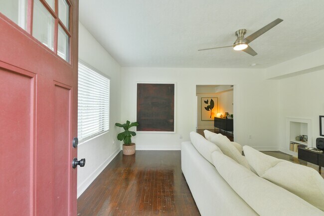 Building Photo - 4203 Rusk St