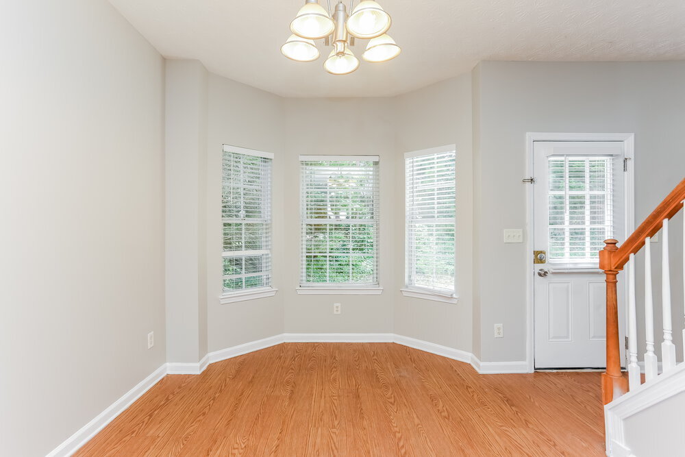 Building Photo - 7470 Royale Ct
