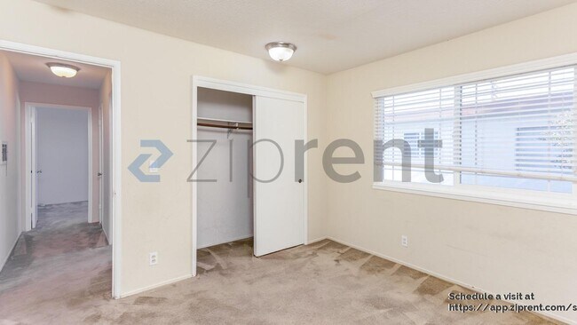 Building Photo - 3691 Cape Cod Ct