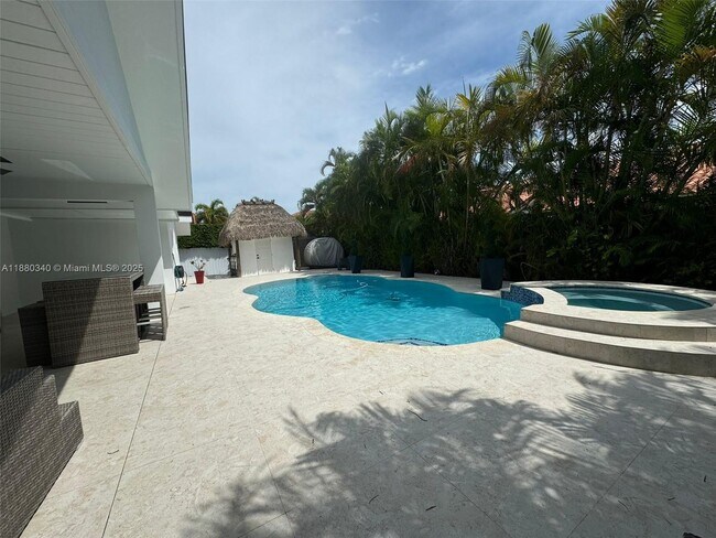 Building Photo - 41 NW 136th Ct