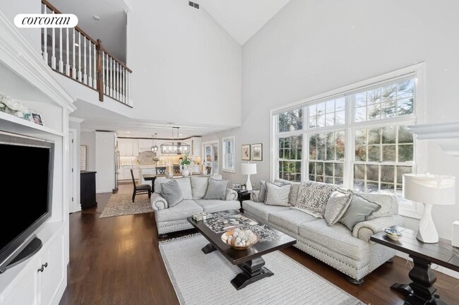 Building Photo - 47 Bathing Bch Rd