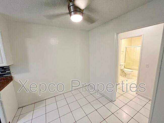 Building Photo - 13460 Quinta Way