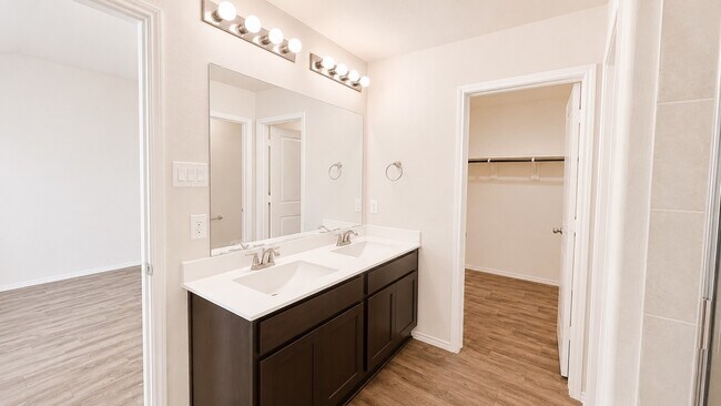 Building Photo - 6410 Indigo Cliff Dr