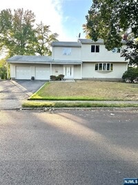 Building Photo - 517 Fordham Pl