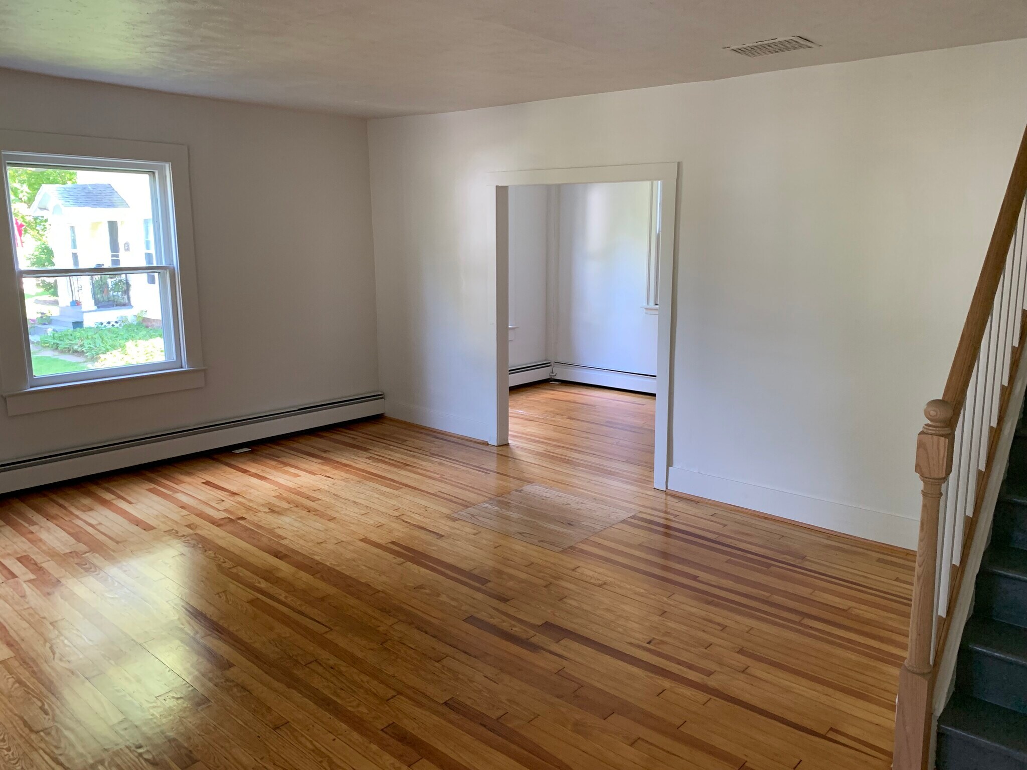 Building Photo - 62 E Church St