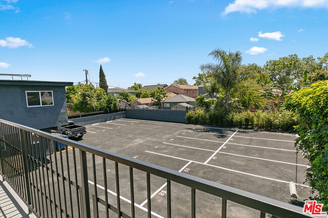 Building Photo - 2918 Hauser Blvd