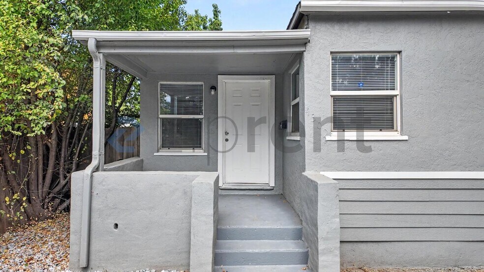 Building Photo - Unit