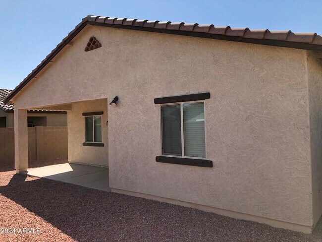 Building Photo - 21354 W Monte Vista Rd