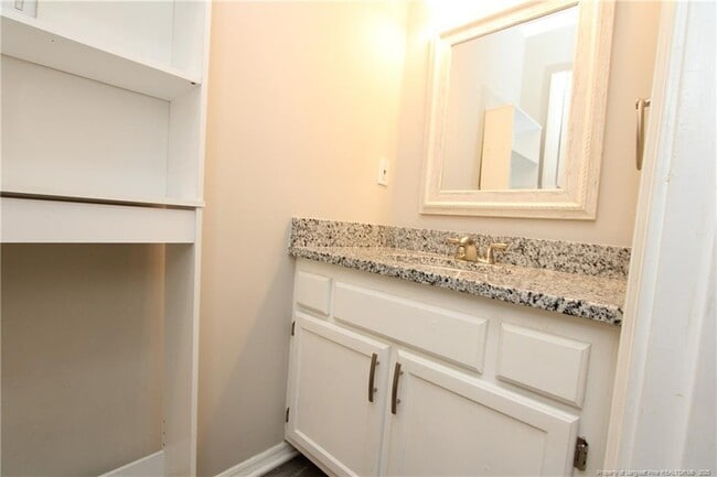 Building Photo - 4901 Coral Ridge Ct