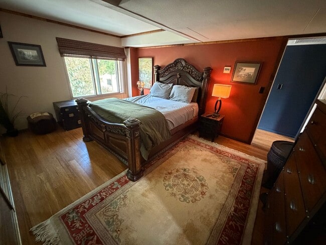 Building Photo - Fully Furnished Condo in the Heart of San Diego | 2 Parking Spaces, In-Unit Laundry, & Luxury Ame...