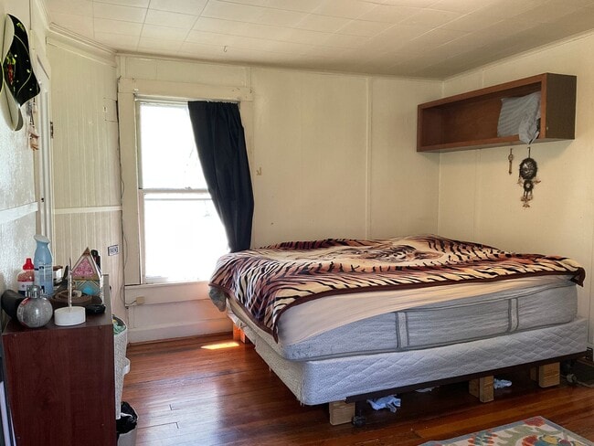 Building Photo - 1306 S Grant St