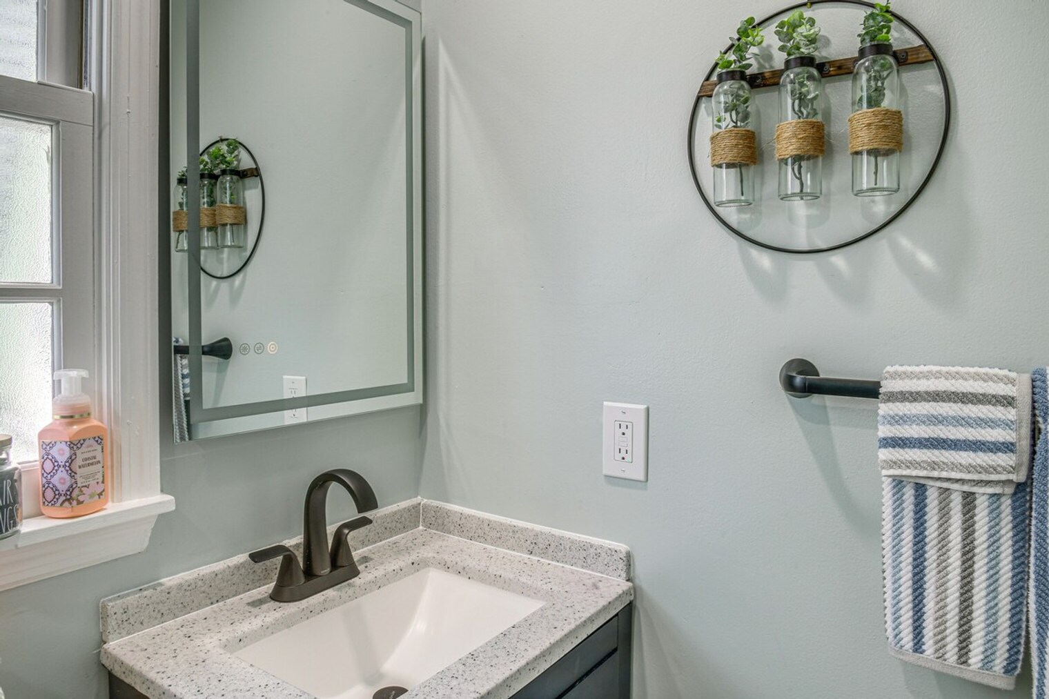 Building Photo - 28 Merganser Ln