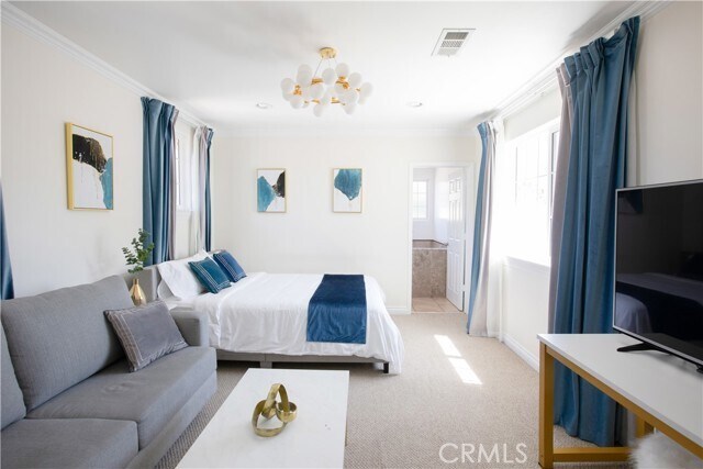 Building Photo - 3455 E Del Mar Blvd