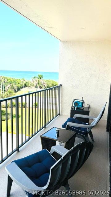 Building Photo - 801 S Ocean Dr