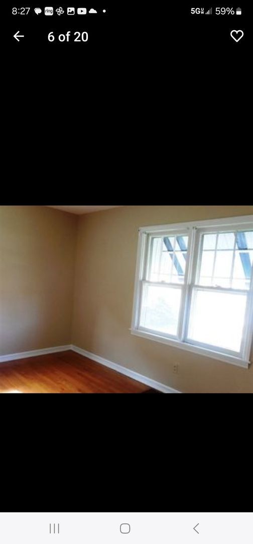 Building Photo - Great 4 bedroom with garage