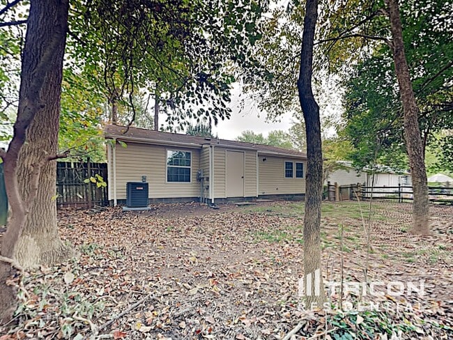 Building Photo - 4809 Smokehollow Rd