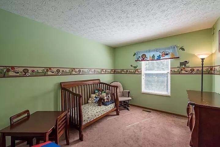 Building Photo - 7855 Fairfax Loop Dr
