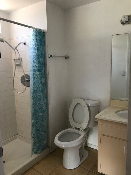 Building Photo - 2016 Evergreen St