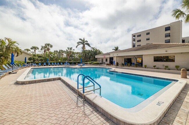 Building Photo - 1316 Pasadena Ave S