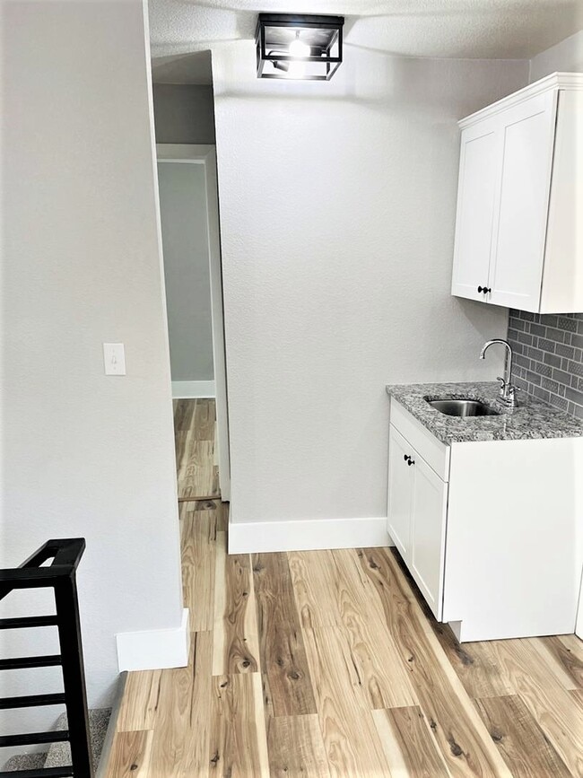 Building Photo - 2920 Clayton St