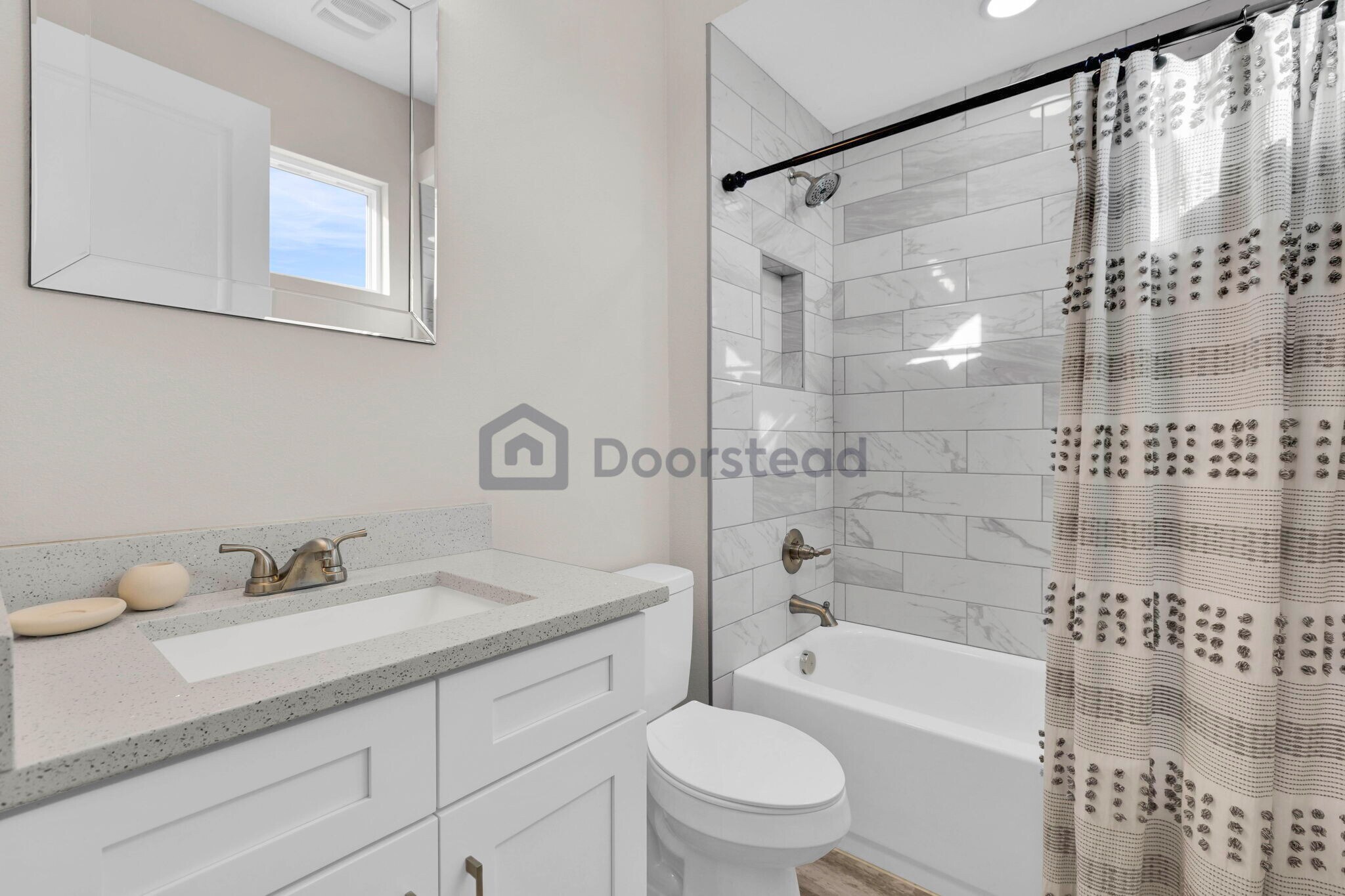 Building Photo - 4114 N Nebraska Ave