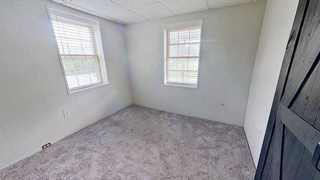 Building Photo - Duplex