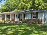 Building Photo - 8427 Carols Dr