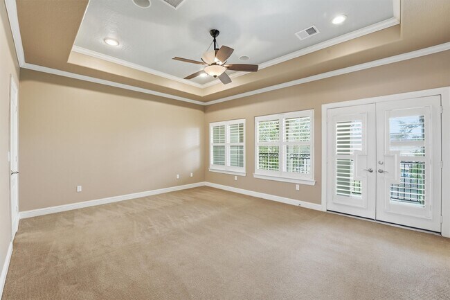 Building Photo - 5523 Crooms St