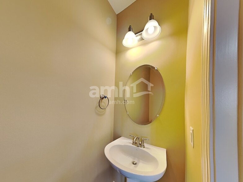 Building Photo - 300 Dunnwood Loop