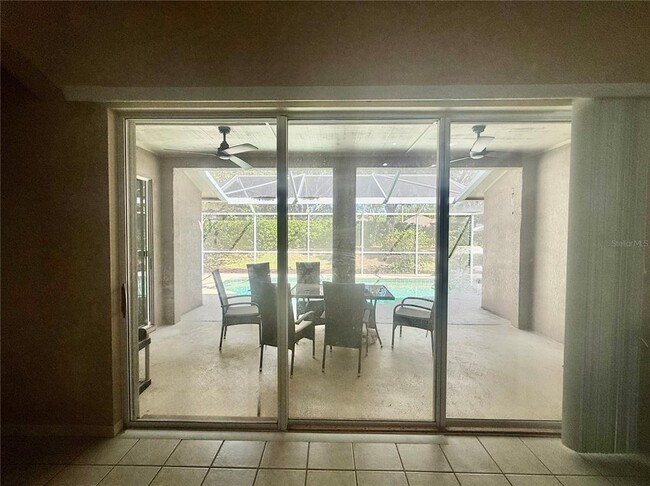 Building Photo - 10154 Whisper Pointe Dr