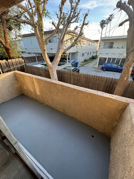 Building Photo - 3725 Glendon Ave