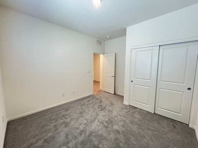 Building Photo - 3 Bedroom! Single Story Family home in the Heartland Hills Masterplan!
