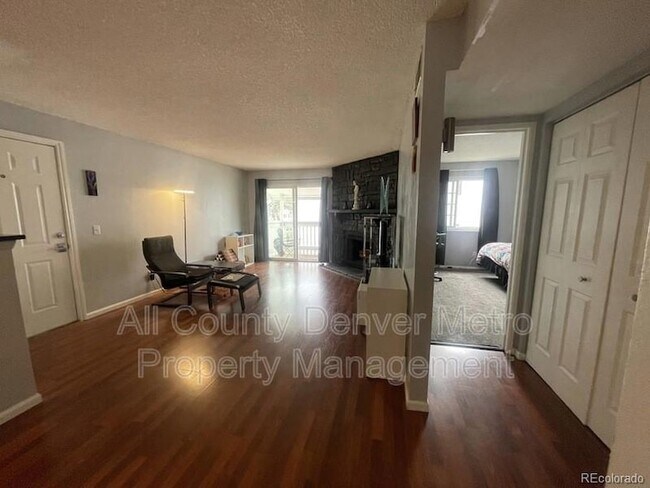 Building Photo - 14454 E Colorado Dr