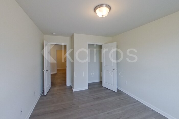 Building Photo - 232 Fox Chase Wy