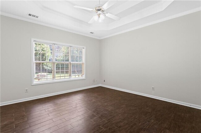 Building Photo - 965 Dogwood Park Dr