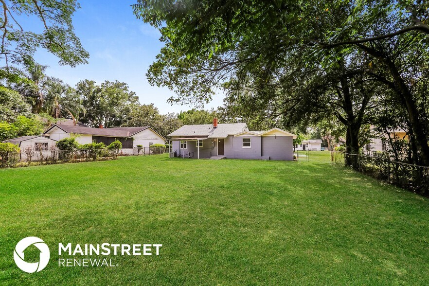 Building Photo - 913 Bethune Dr