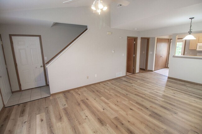 Building Photo - 1516-1518 Citadel Dr.