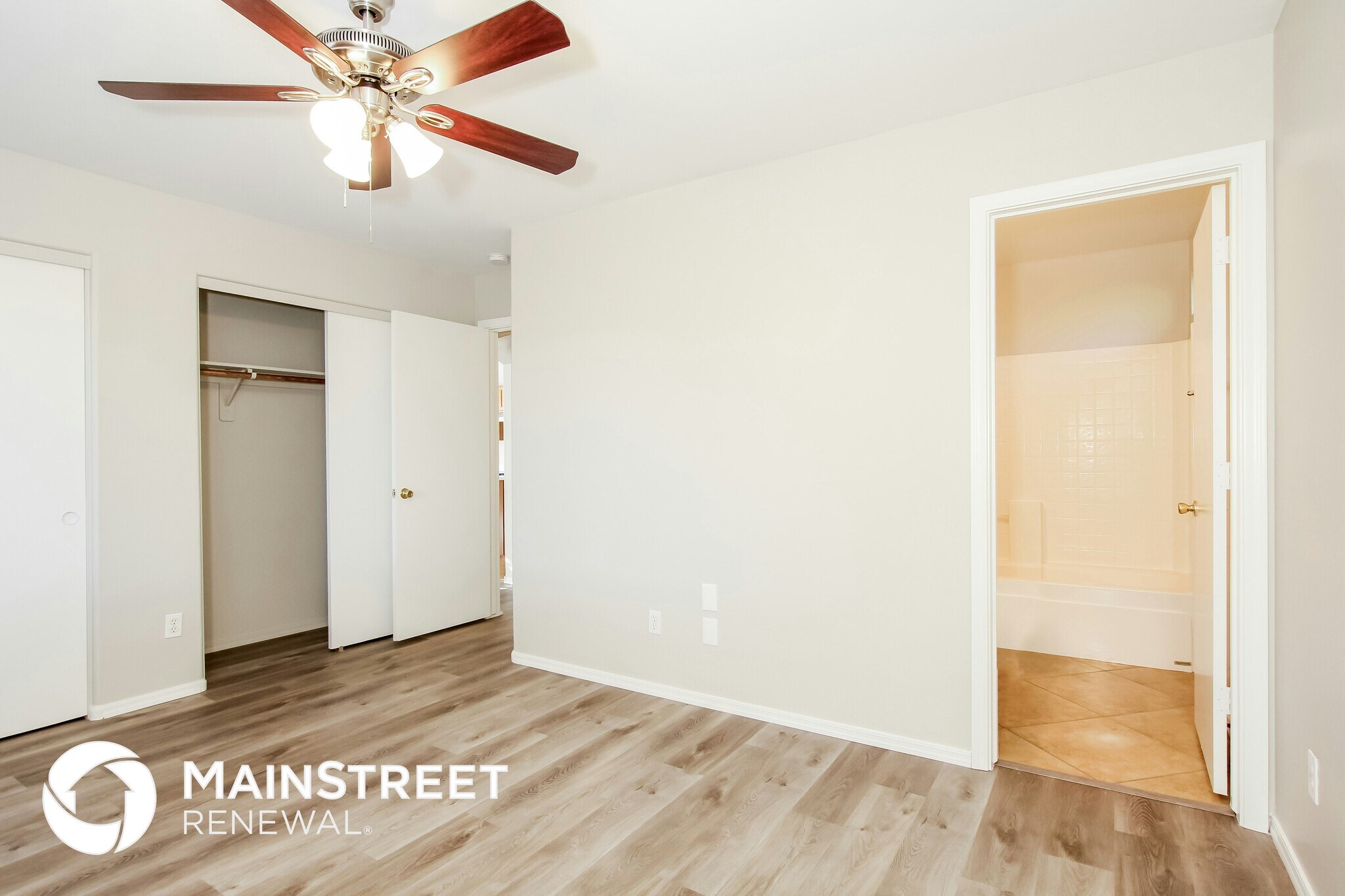 Building Photo - 12137 W Flores Dr