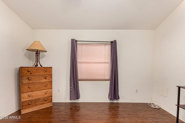 Building Photo - 8103 E Southern Ave