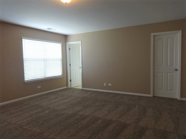 Building Photo - 24112 Cedar Creek Ct