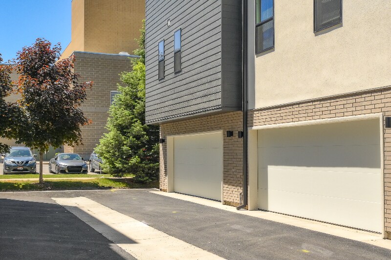 Building Photo - 487 W 620 N