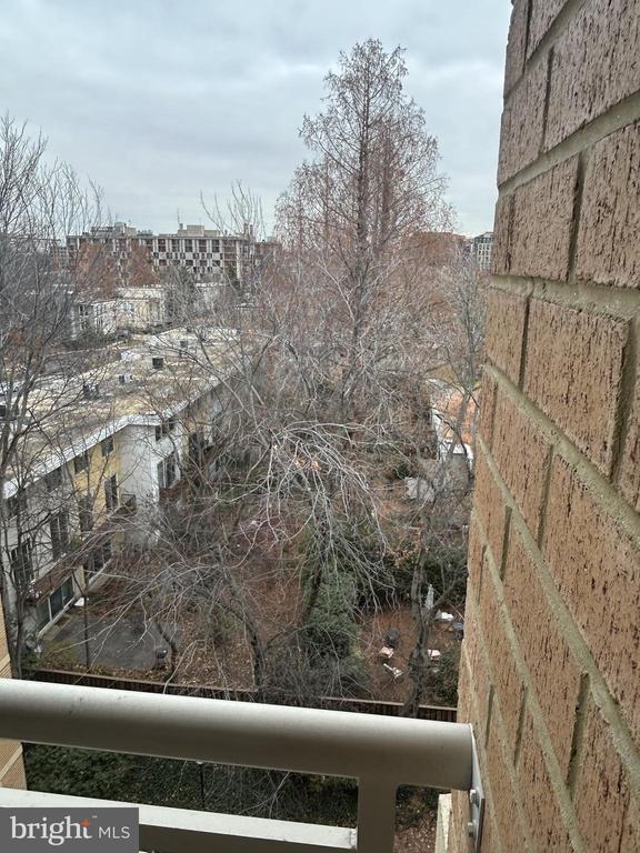 Building Photo - 350 G St SW