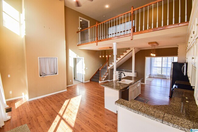 Building Photo - 13593 Riverbend Rd